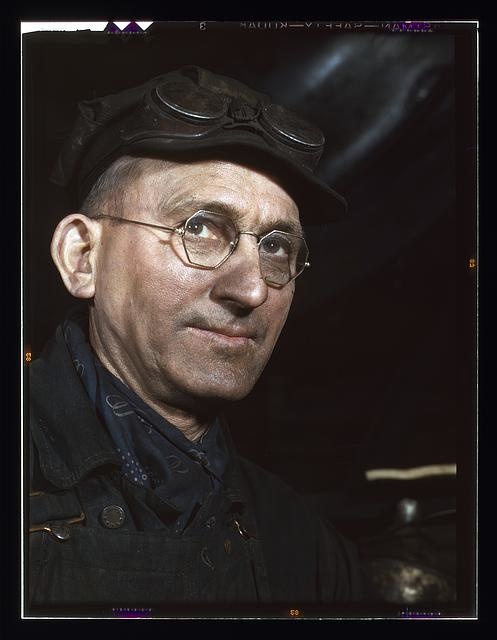 James Lynch,a railroad worker (photo Jack Delano: 1942)